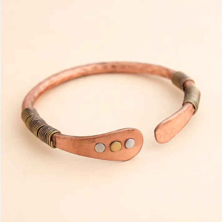 Antique Hammered Isha Copper Barcelet｜仿古錘紋銅手環 （#YS036）