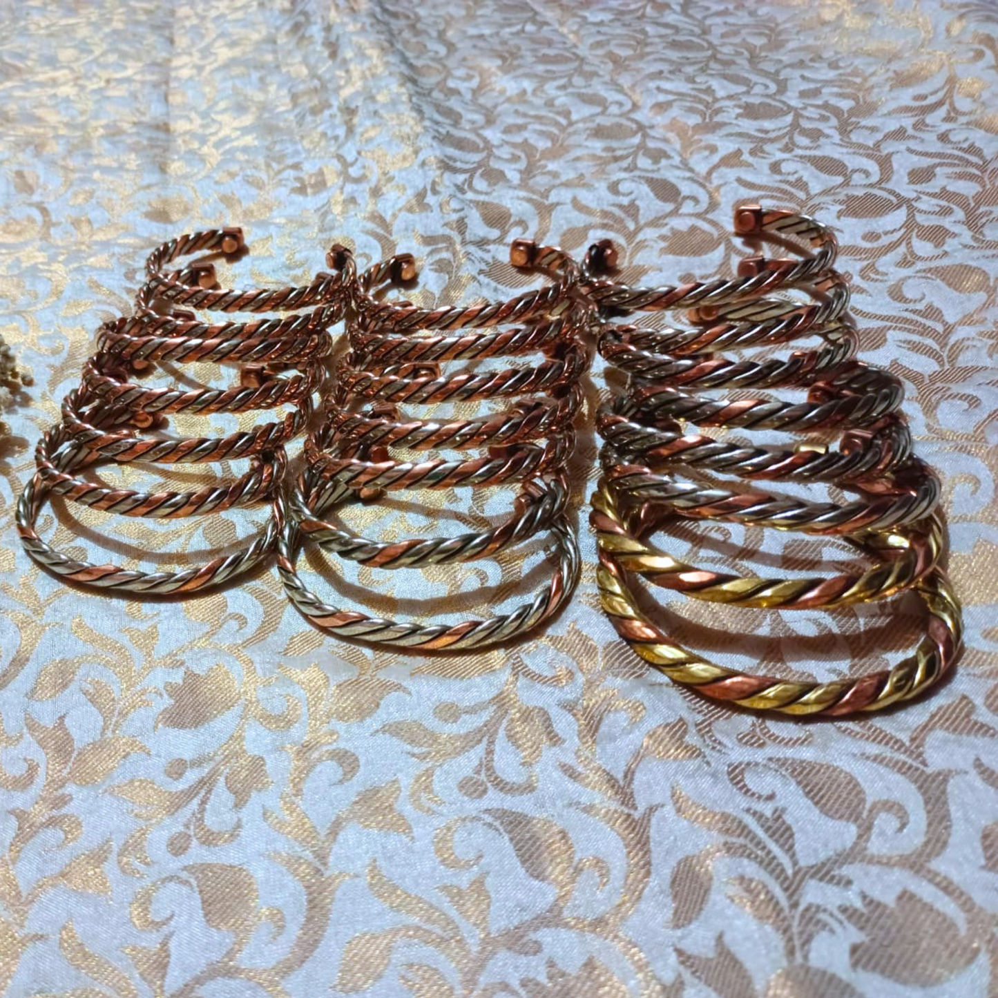 SALES - Two Tone Twisted Copper Bracelet  |  雙色麻花螺旋編織手鐲 (隨機款式) (#YS027)